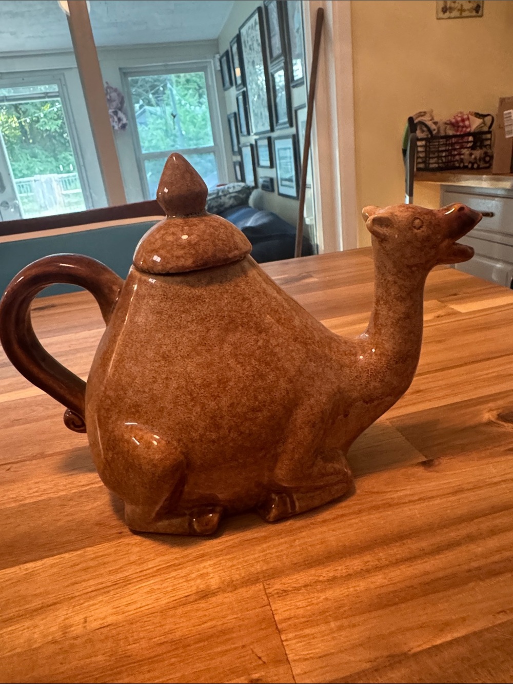 Ceramic Camel Teapot - 10 strawberry street
